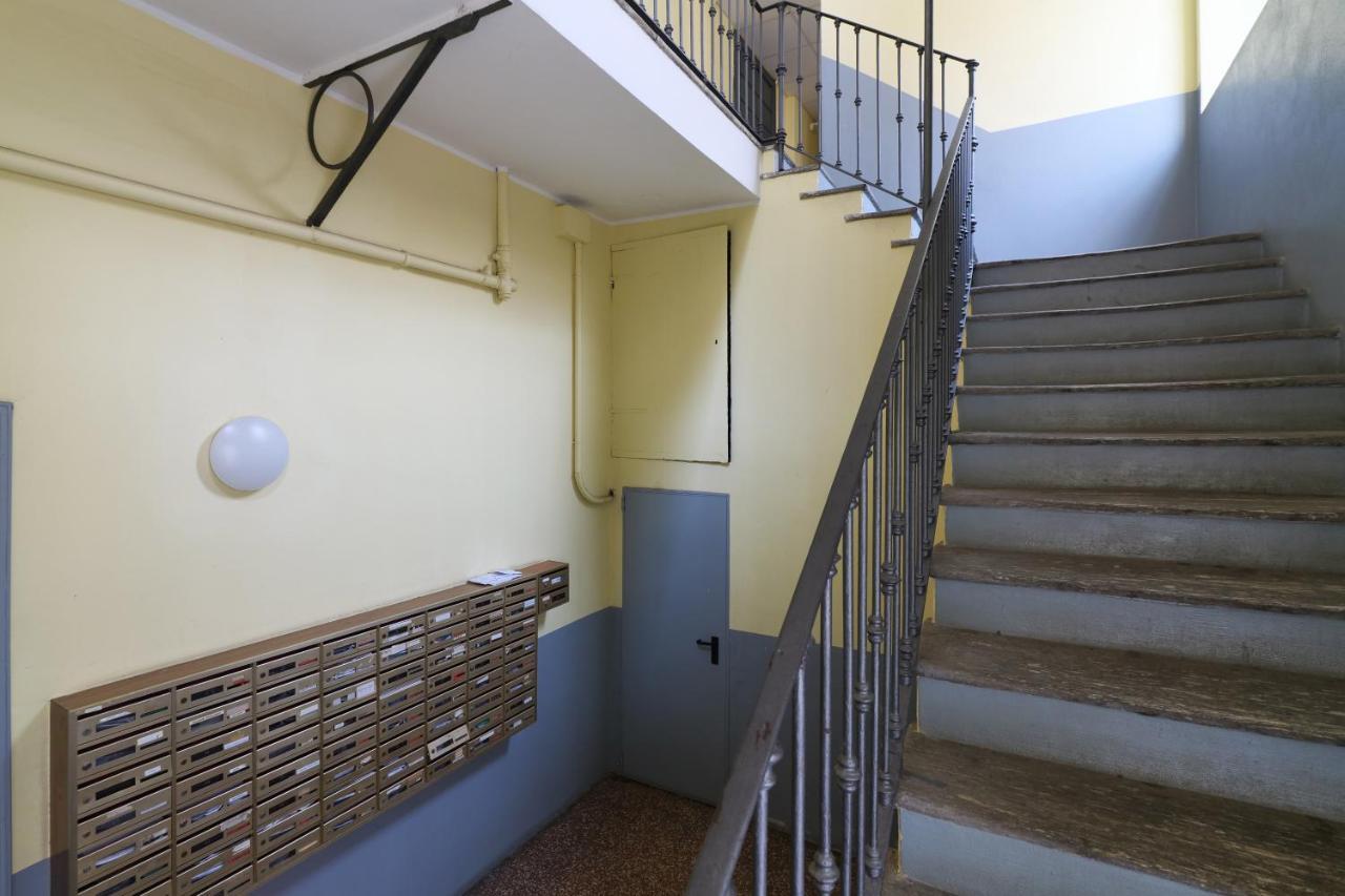 Primopiano - Meda 6 Apartment Milan Luaran gambar