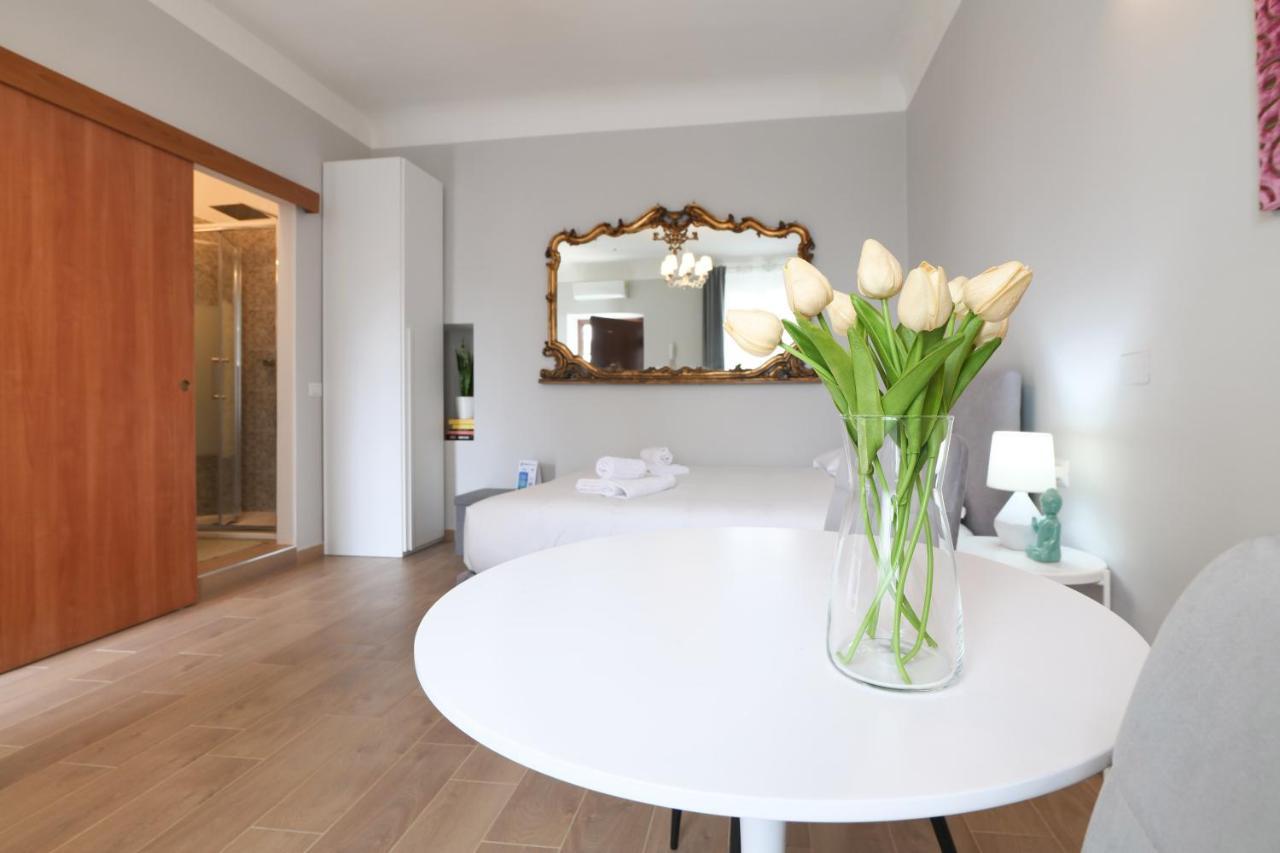 Primopiano - Meda 6 Apartment Milan Luaran gambar