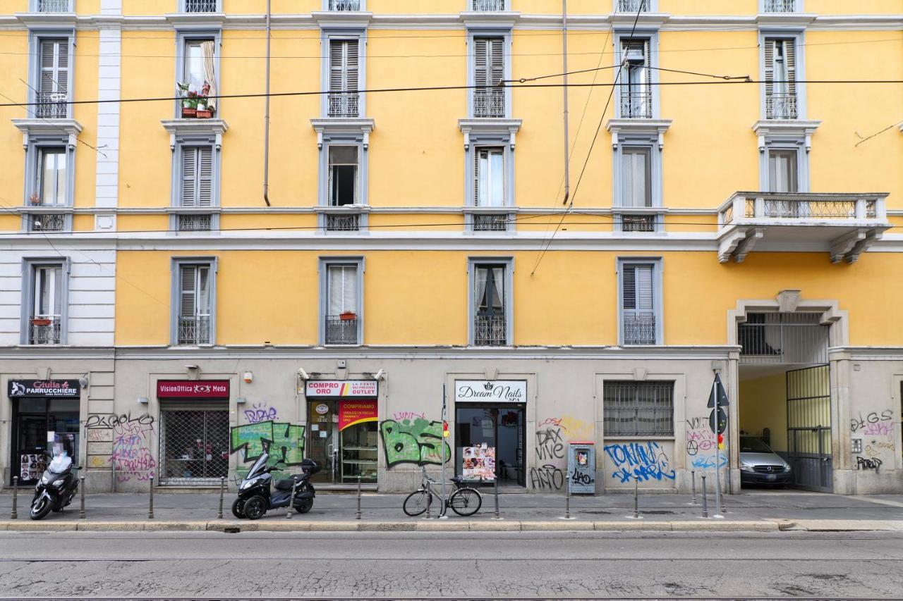 Primopiano - Meda 6 Apartment Milan Luaran gambar